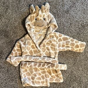 Adorable Giraffe Kids robe - Tan